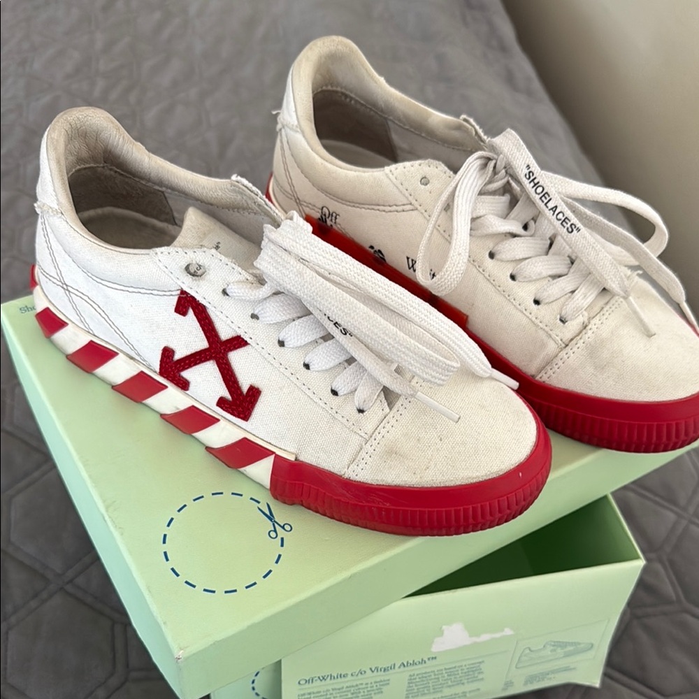 Off-White White and Red Sneakers with Bold Red Midsole
